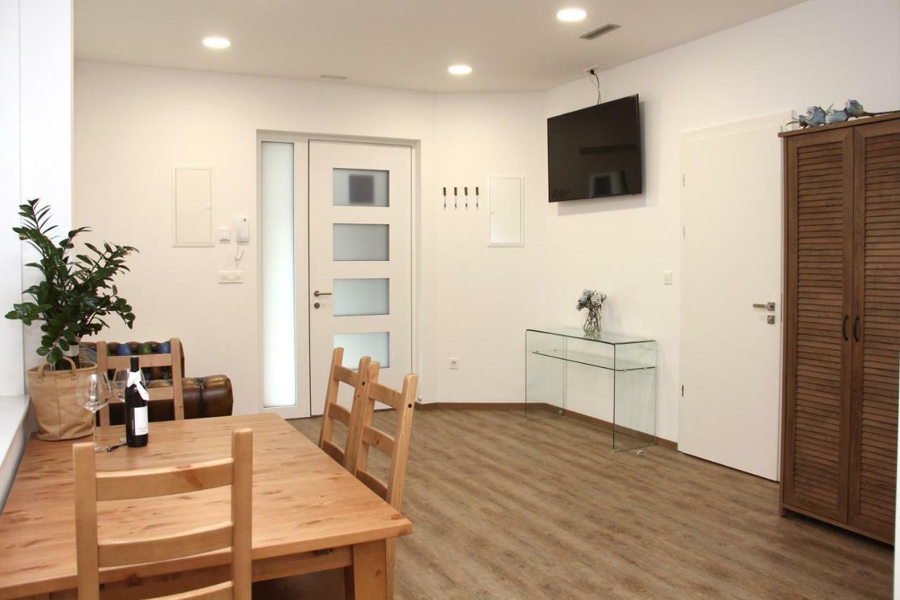 Maja Apartment Sibenik Bagian luar foto